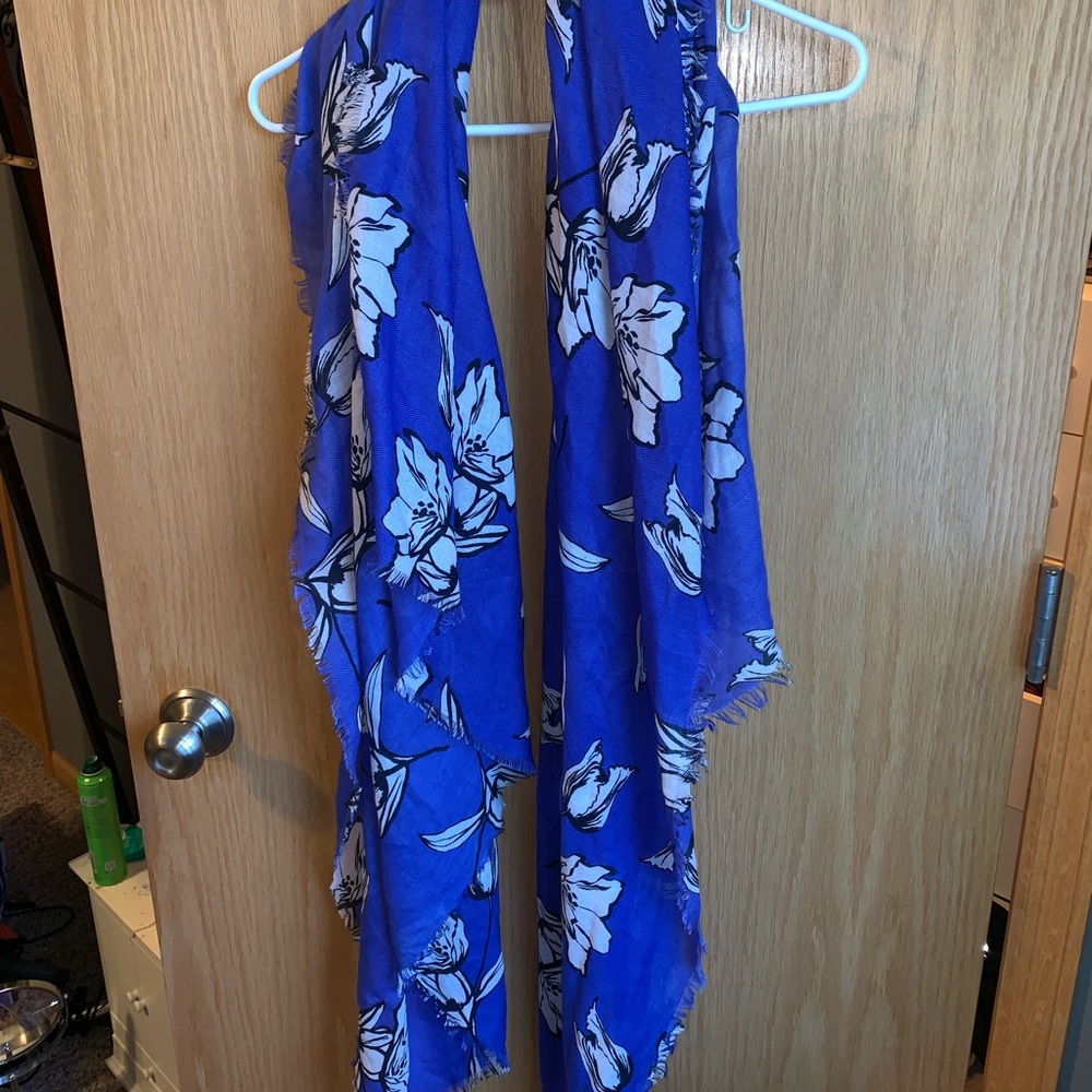 Flower Scarf